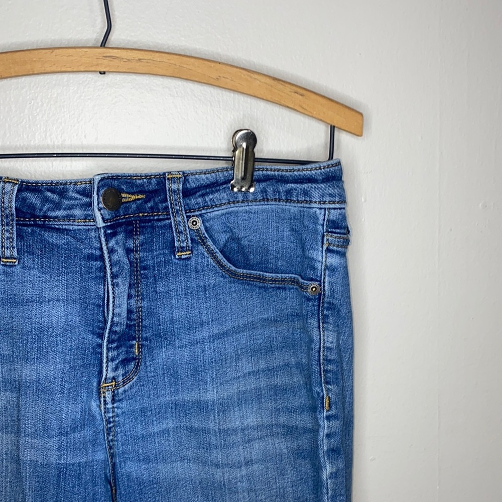 🛍️Trendy Comfy blue Jeans with no holes! - Picture 1 of 9